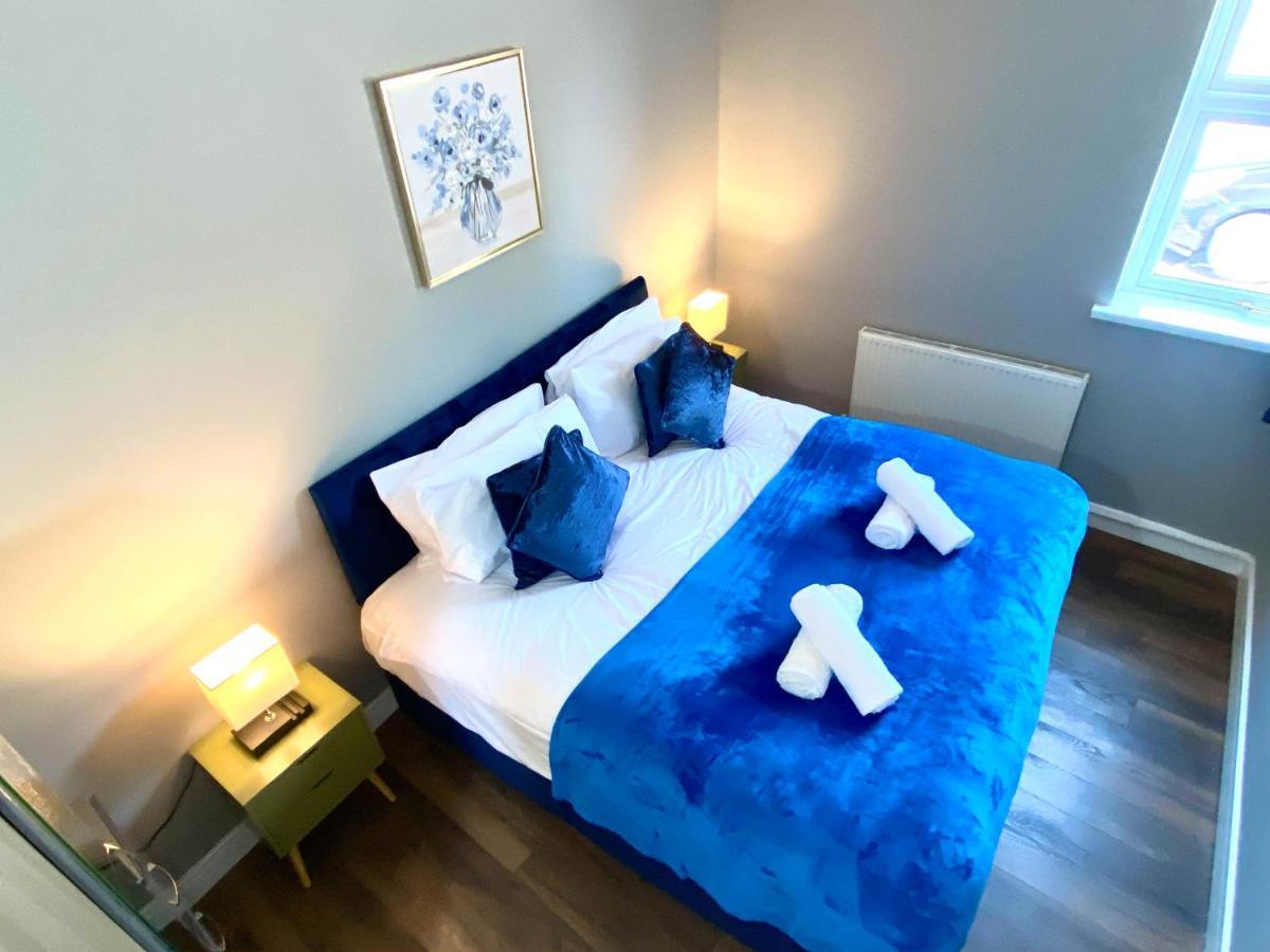 Apartament 2 Bed Town Centre Nr Theatre Free Park Wi-Fi & Garden Aylesbury  Zewnętrze zdjęcie
